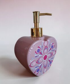 Szív szappanadagoló mandala mintával